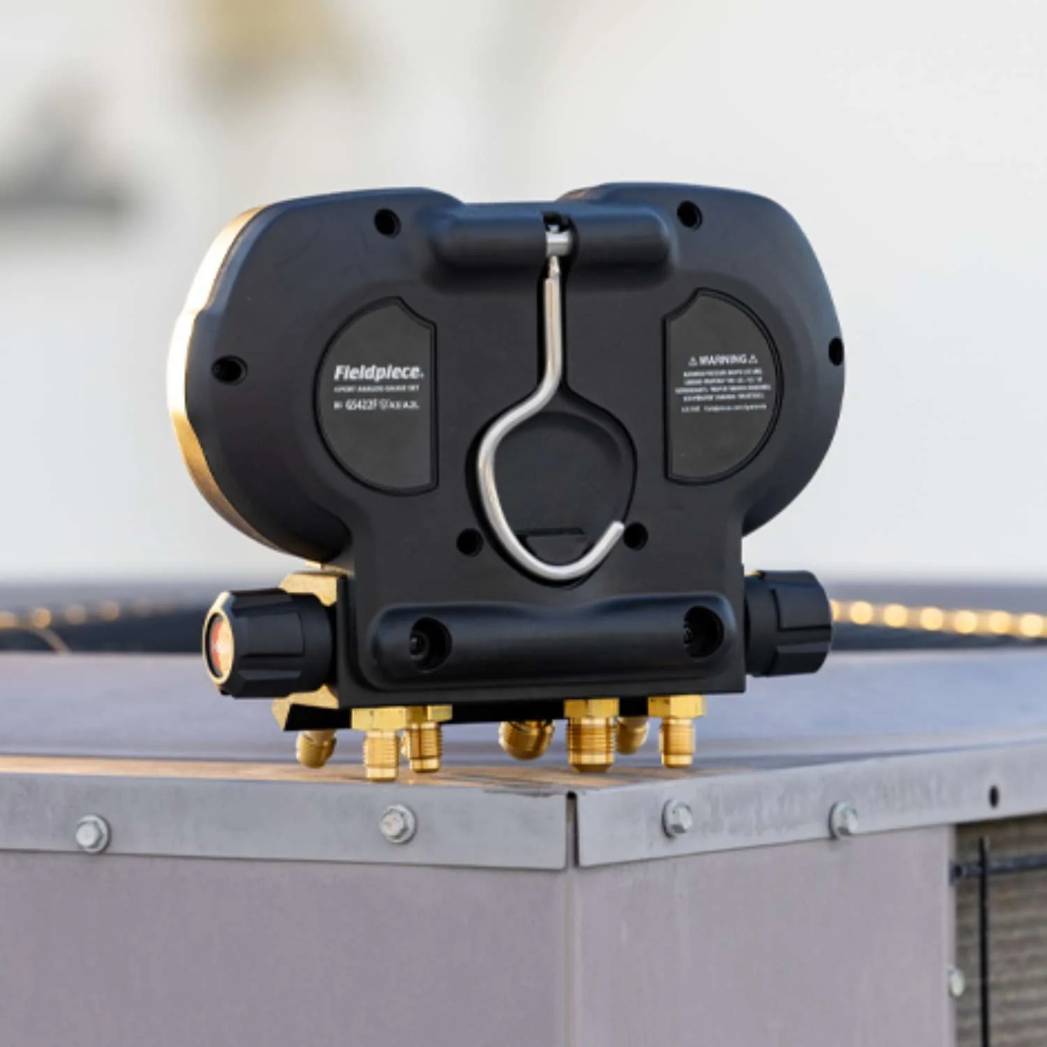 Fieldpiece 4 Port Analogue Manifold Gauge - Image 2